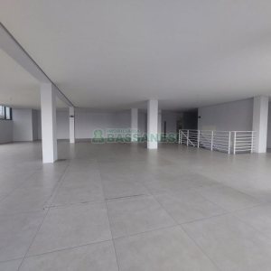 Sobreloja com 970m², no bairro Cinqüentenário em Caxias do Sul para Alugar
