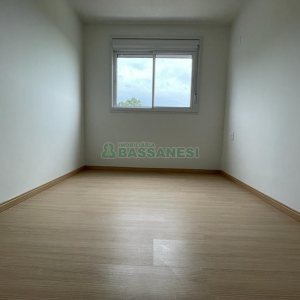 Apartamento com 56m², 2 dormitórios, 1 vaga, no bairro Cidade Nova em Caxias do Sul para Alugar