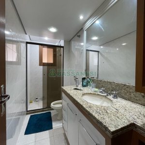 Apartamento com 260m², 3 dormitórios, 2 vagas, no bairro São Pelegrino em Caxias do Sul para Alugar