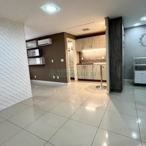 Sala com 52m², no bairro Centro em Caxias do Sul para Comprar