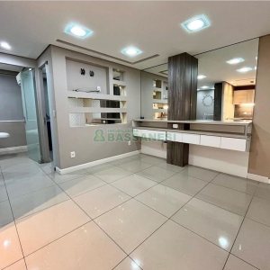 Sala com 52m², no bairro Centro em Caxias do Sul para Comprar