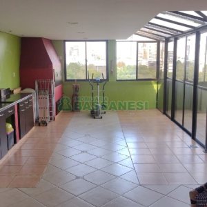 Apartamento com 263m², 4 dormitórios, 2 vagas, no bairro Centro em Caxias do Sul para Comprar