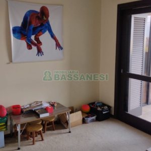 Apartamento com 263m², 4 dormitórios, 2 vagas, no bairro Centro em Caxias do Sul para Comprar