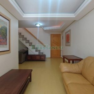 Apto Mobiliado com 193m², 3 dormitórios, 4 vagas, no bairro Pio X em Caxias do Sul para Comprar