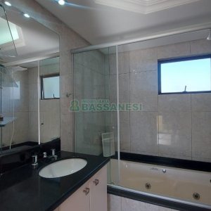 Apto Mobiliado com 193m², 3 dormitórios, 4 vagas, no bairro Pio X em Caxias do Sul para Comprar