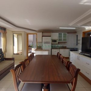 Apto Mobiliado com 193m², 3 dormitórios, 4 vagas, no bairro Pio X em Caxias do Sul para Comprar