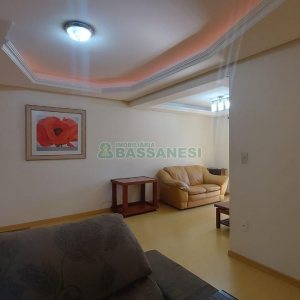 Apto Mobiliado com 193m², 3 dormitórios, 4 vagas, no bairro Pio X em Caxias do Sul para Comprar