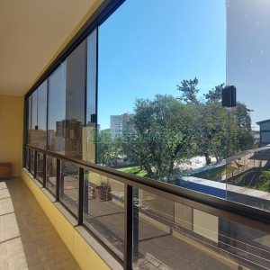 Apto Mobiliado com 193m², 3 dormitórios, 4 vagas, no bairro Pio X em Caxias do Sul para Comprar