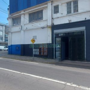 Loja com 114m², no bairro Lourdes em Caxias do Sul para Alugar