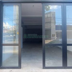 Loja com 114m², no bairro Lourdes em Caxias do Sul para Alugar