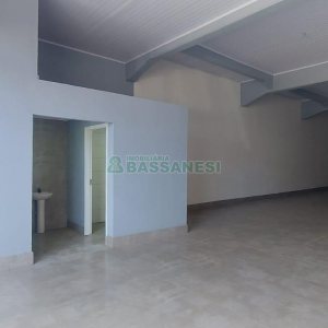 Loja com 114m², no bairro Lourdes em Caxias do Sul para Alugar