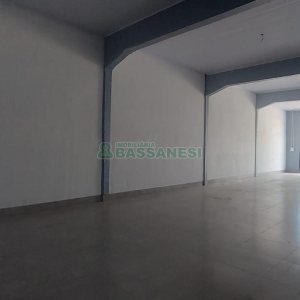 Loja com 114m², no bairro Lourdes em Caxias do Sul para Alugar