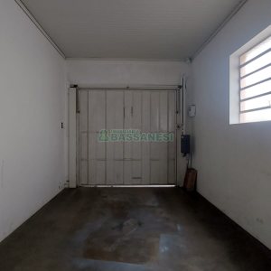 Casa com 209m², 3 dormitórios, 1 vaga, no bairro Rio Branco em Caxias do Sul para Comprar