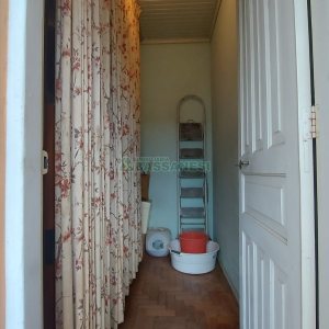 Casa com 209m², 3 dormitórios, 1 vaga, no bairro Rio Branco em Caxias do Sul para Comprar