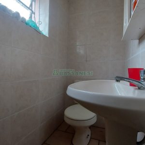 Casa com 209m², 3 dormitórios, 1 vaga, no bairro Rio Branco em Caxias do Sul para Comprar