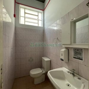 Loja com 150m², no bairro Centro em Caxias do Sul para Alugar