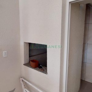 Sobrado com 83m², 2 dormitórios, 1 vaga, no bairro Desvio Rizzo em Caxias do Sul para Comprar