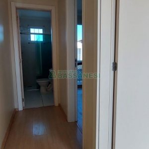 Sobrado com 83m², 2 dormitórios, 1 vaga, no bairro Desvio Rizzo em Caxias do Sul para Comprar