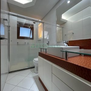 Apartamento com 210m², 3 dormitórios, 1 vaga, no bairro Sagrada Família em Caxias do Sul para Comprar