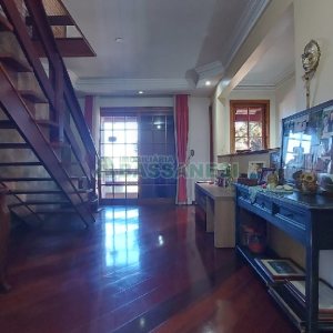 Casa com 405m², 3 dormitórios, 2 vagas, no bairro Rio Branco em Caxias do Sul para Comprar