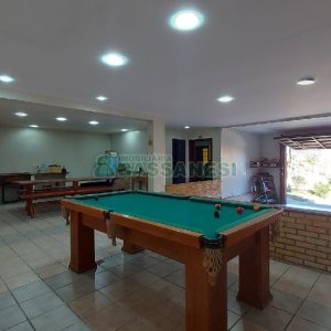 Casa com 405m², 3 dormitórios, 2 vagas, no bairro Rio Branco em Caxias do Sul para Comprar