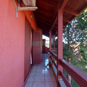 Casa com 405m², 3 dormitórios, 2 vagas, no bairro Rio Branco em Caxias do Sul para Comprar