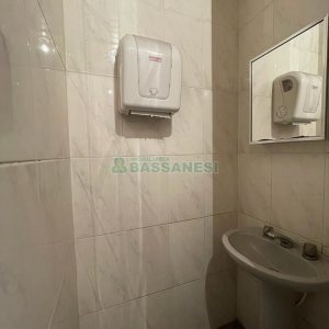 Loja com 105m², no bairro Sagrada Família em Caxias do Sul para Alugar