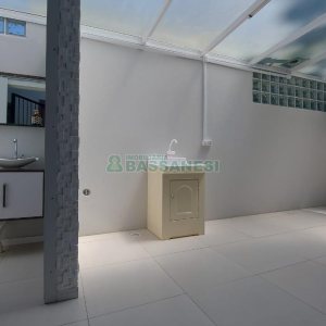 Sobrado com 164m², 3 dormitórios, 2 vagas, no bairro Santa Catarina em Caxias do Sul para Comprar