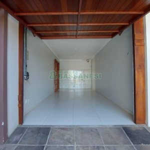 Sobrado com 164m², 3 dormitórios, 2 vagas, no bairro Santa Catarina em Caxias do Sul para Comprar