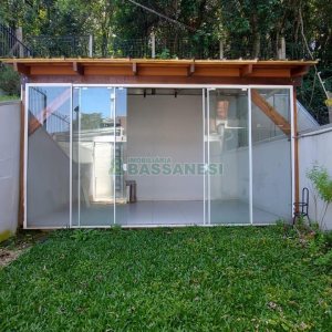 Sobrado com 164m², 3 dormitórios, 2 vagas, no bairro Santa Catarina em Caxias do Sul para Comprar