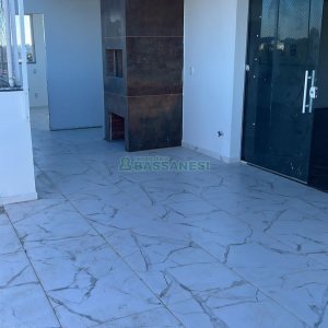 Apto/Cobertura com 216m², 3 dormitórios, 2 vagas, no bairro Desvio Rizzo em Caxias do Sul para Comprar