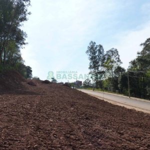 Terreno, no bairro São Victor COHAB em Caxias do Sul para Comprar