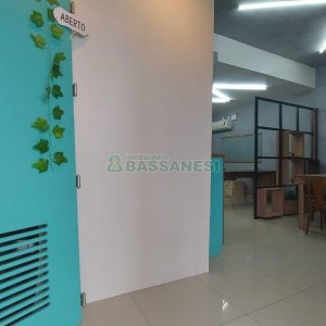 Loja com 60m², no bairro Rio Branco em Caxias do Sul para Alugar