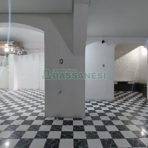 Loja com 170m², no bairro Centro em Caxias do Sul para Alugar