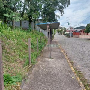 Terreno com 460m², no bairro Charqueadas em Caxias do Sul para Comprar
