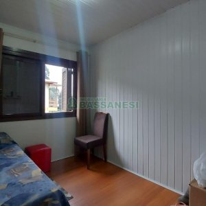 Casa com 189m², 7 dormitórios, 3 vagas, no bairro São Cristóvão em Caxias do Sul para Comprar