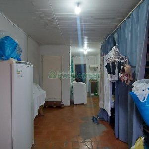 Casa com 189m², 7 dormitórios, 3 vagas, no bairro São Cristóvão em Caxias do Sul para Comprar