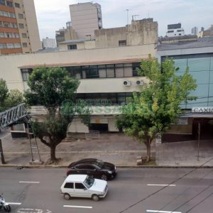 Sala com 179m², no bairro Centro em Caxias do Sul para Comprar