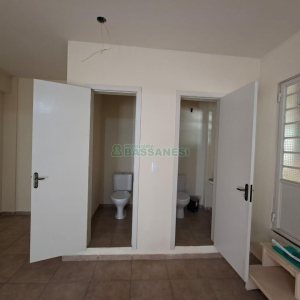 Sala com 104m², no bairro Centro em Caxias do Sul para Alugar ou Comprar