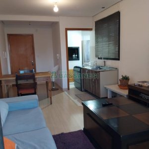 Apartamento com 66m², 2 dormitórios, 1 vaga, no bairro Pio X em Caxias do Sul para Comprar