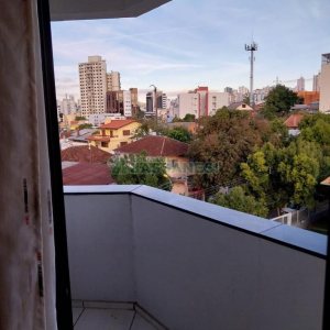 Apartamento com 66m², 2 dormitórios, 1 vaga, no bairro Pio X em Caxias do Sul para Comprar