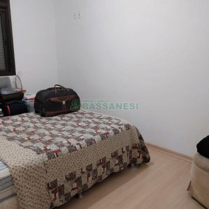 Apartamento com 66m², 2 dormitórios, 1 vaga, no bairro Pio X em Caxias do Sul para Comprar