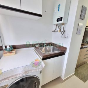 Apto Mobiliado com 70m², 2 dormitórios, 2 vagas, no bairro Madureira em Caxias do Sul para Alugar