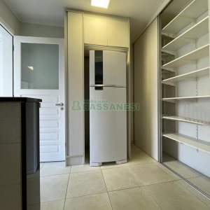 Apto Mobiliado com 115m², 3 dormitórios, 2 vagas, no bairro Centro em Caxias do Sul para Alugar