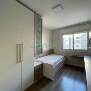 Apto Mobiliado com 115m², 3 dormitórios, 2 vagas, no bairro Centro em Caxias do Sul para Alugar