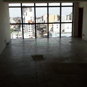 Sala com 68m², 1 vaga, no bairro Rio Branco em Caxias do Sul para Comprar