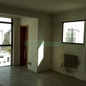 Sala com 68m², 1 vaga, no bairro Rio Branco em Caxias do Sul para Comprar