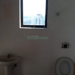 Sala com 68m², 1 vaga, no bairro Rio Branco em Caxias do Sul para Comprar