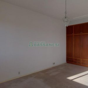 Apartamento com 236m², 4 dormitórios, 1 vaga, no bairro Exposição em Caxias do Sul para Comprar
