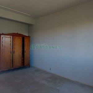 Apartamento com 236m², 4 dormitórios, 1 vaga, no bairro Exposição em Caxias do Sul para Comprar
